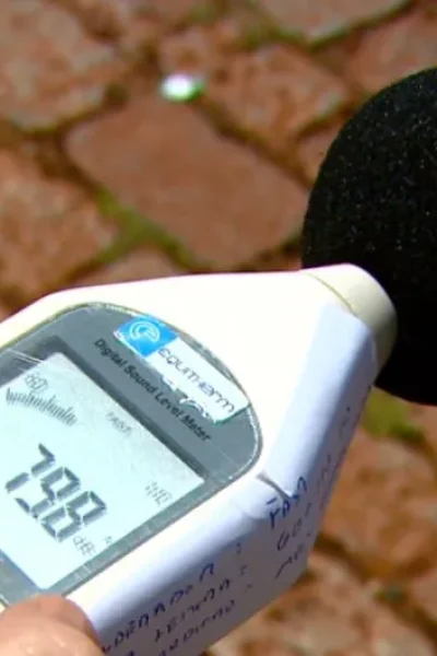 Learn how sound is measured, what decibels and frequency really mean, how noise levels affect health, and how sound measurement connects science, acoustics, and human perception. A complete beginner-friendly guide.